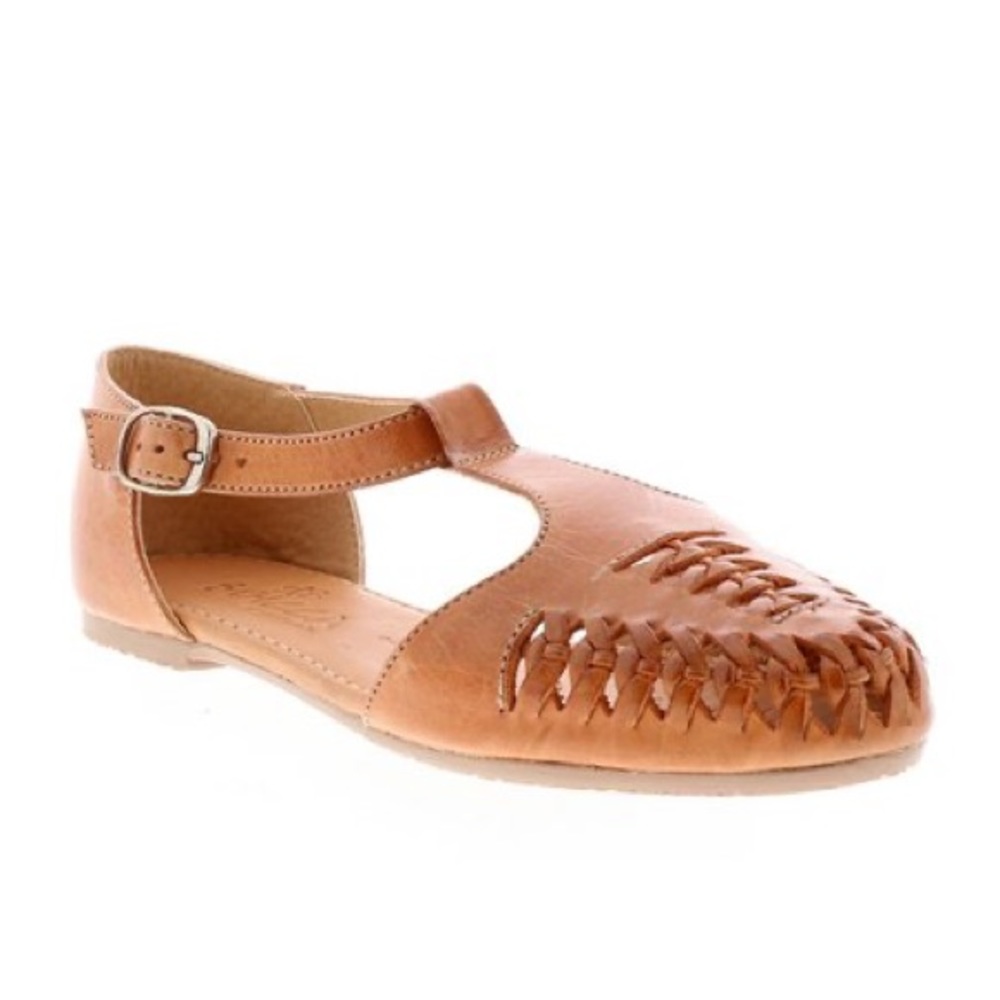Sbicca t strap sandal